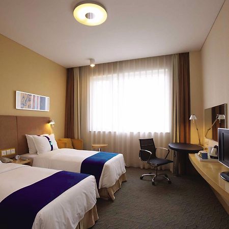Holiday Inn Express Langfang New Chaoyang By Ihg Zewnętrze zdjęcie